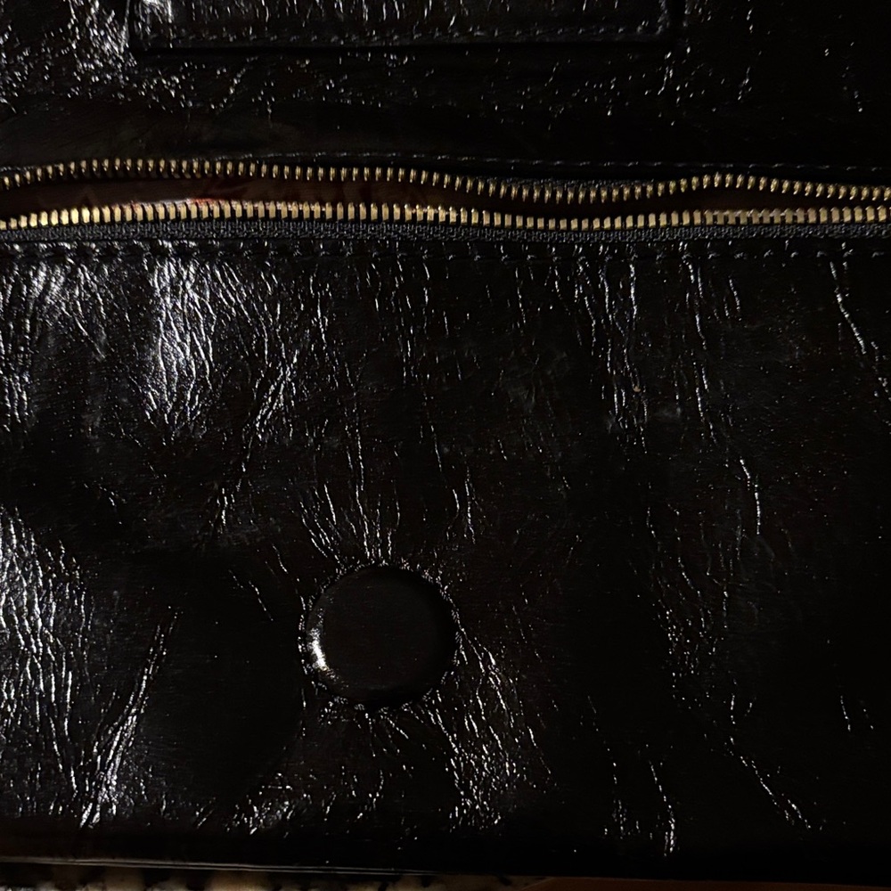 NWT HOBO Zeal Clutch Black Leather with Studded Detail - Picture 9 of 17